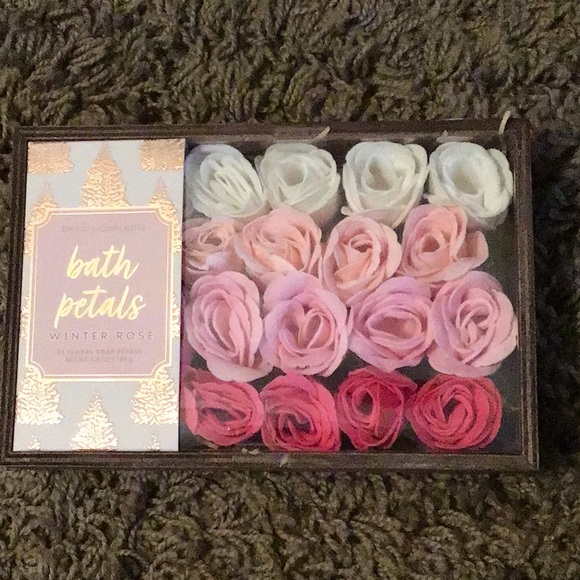 beauty concepts Bath & Body Beauty Concepts Bath Petals Winter Rose